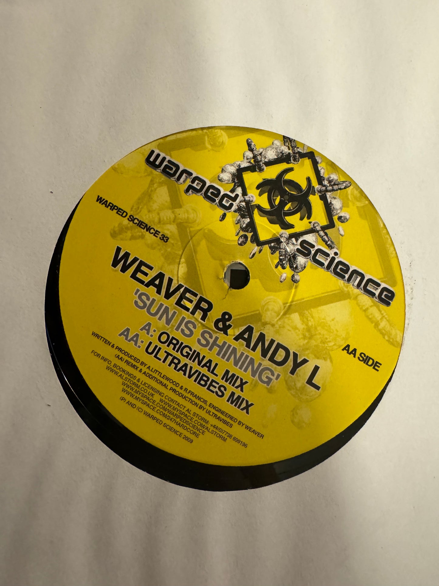 Weaver - Sun Is Shining / Ultravibes Mix (Warped Science VINYL)